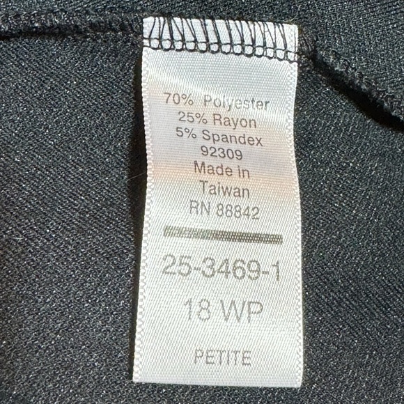 Woman Within Flare Mini Skirt 18 WP - Picture 3 of 4